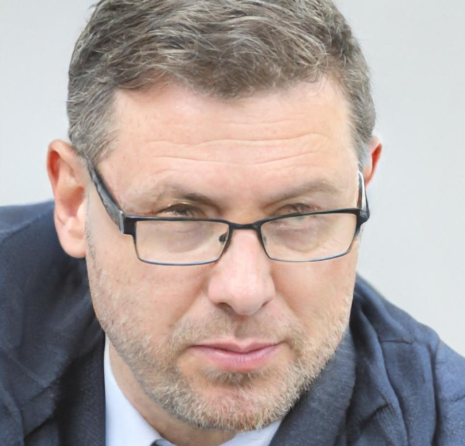 Porträt von Tillmann Rosenbaum, Dozent für Finanztools